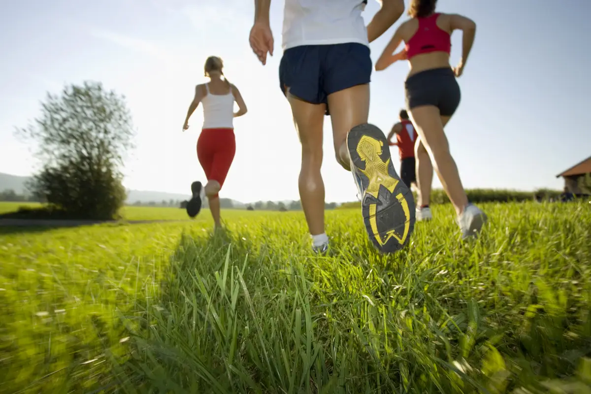Bewegung im Alter: Warum kein Supplement gegen Training ankommt